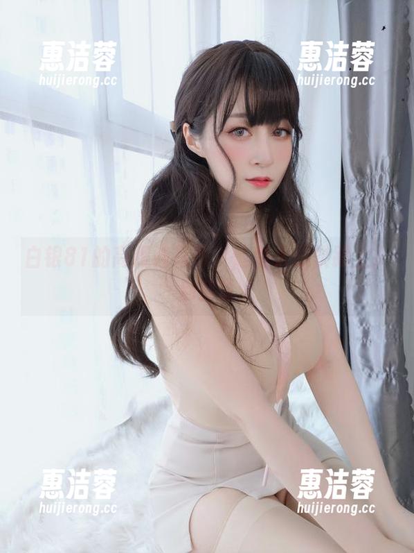 白银81 白银81的高跟鞋写真,造型太飘快跟上,别掉队