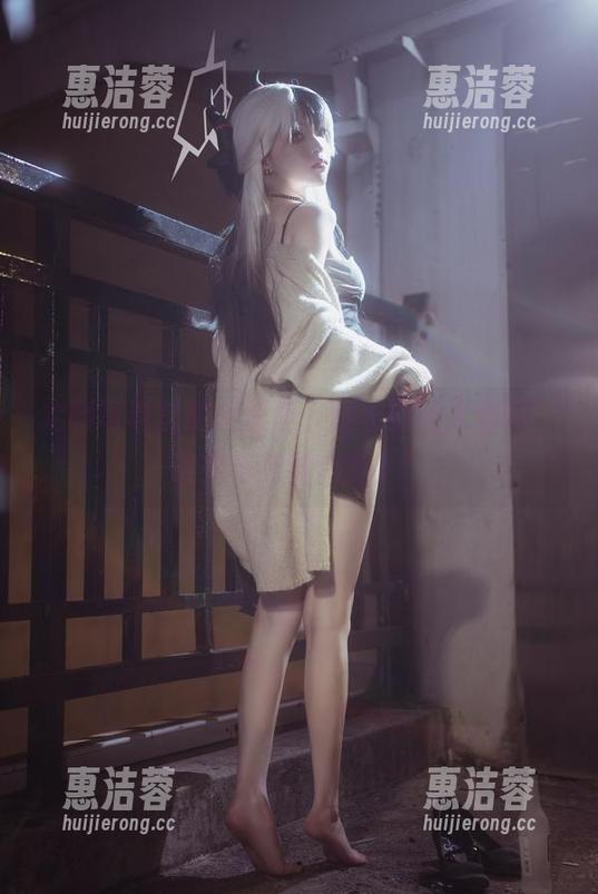 定制写真里的矢量鱼，腿长到让人想问“这是什么神仙腿？”