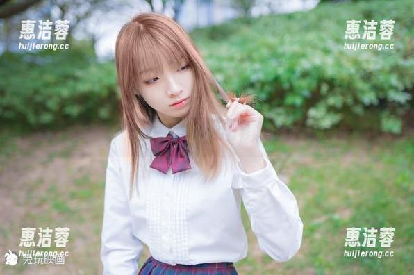 高清探险：祖木子展示裸脚白衬衫，谁说不能耍宝？
