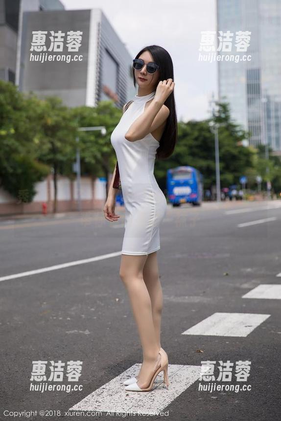 秀人网 - 子纯儿Annie的棉袜视觉，图集带你看闪亮的…袜子