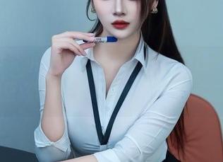 秀人网 – 小茉莉jasmine内衣摄影——图包里藏着小惊喜，快来下载试试！