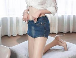 秀人网 – 熟女风范呼之欲出，来瞧心妍小公主的高清西装作品