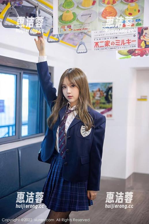 秀人网 - 杜花花带你看最新图册，女孩的肆意与妩媚～