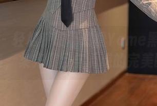 秀人网 – 轻松获取杨晨晨Yome黑丝美臀合集，集齐瞩目与诱惑的完美配比