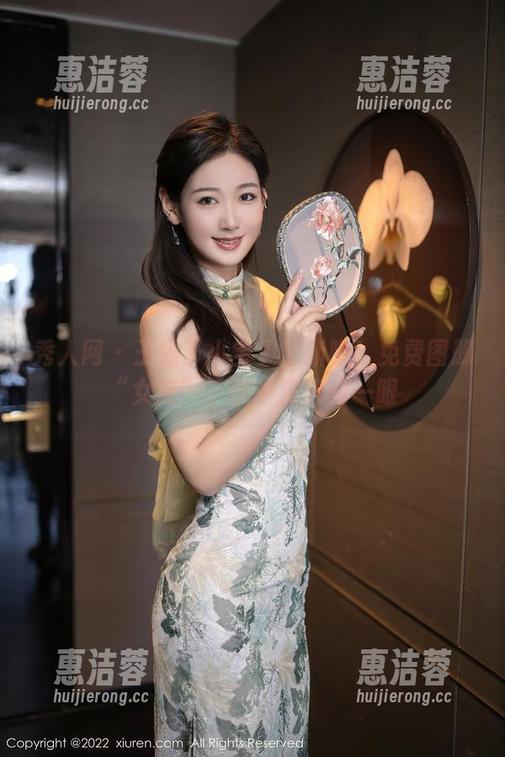 秀人网 - 王俪丁小宝贝上新啦！免费图册“女友”，你一定得瞄一眼
