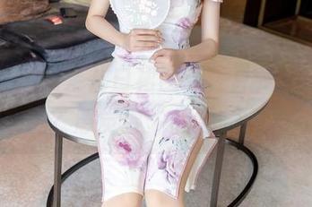 秀人网 – 糖果儿白裙图包，算是“美食”吗？感觉要“品尝”一下