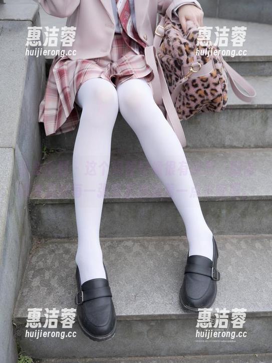 紧急企划 - 这个奶昔好像很有意思，剧情图集里的每一张资源都藏着一点小惊喜。