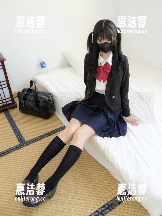 紧急企划 - 见希w以校服为名，最新图包来了一点不一样的清新！