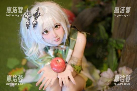 哎哟，莱可Raika的最新甘雨套图，这不是要撩人吗？来吧，快来接招！