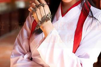 蜜桃社 – 木奈奈和她的红裙，原图值得慢慢咀嚼的模样