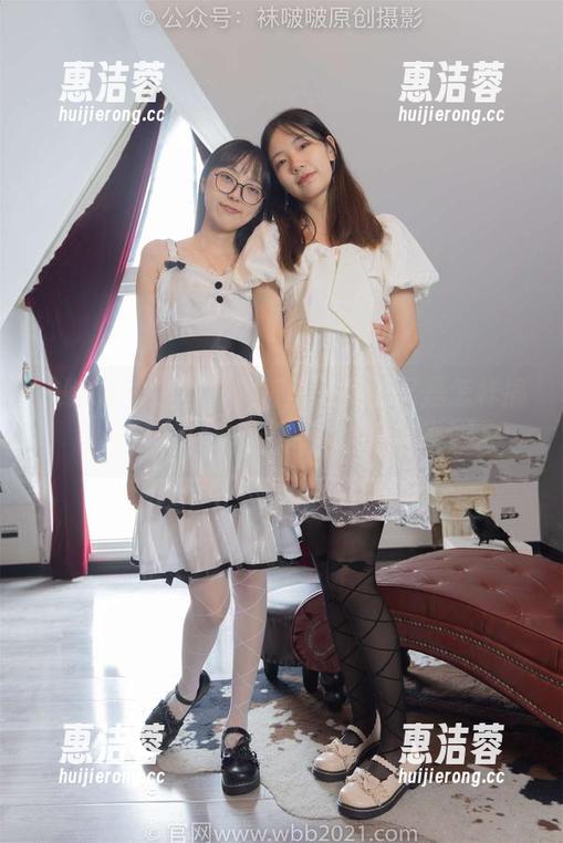 袜啵啵 - 白丝花絮版里，稚予又是怎样搞定这些绝美照片的，求解！