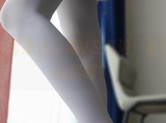 西尔酱：青草水手服VS海浪，谁更吸引你的眼球？
