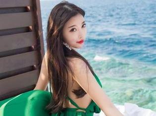 语画界 – 徐莉芝的定制浴缸照：每一张图片都有一种浑然天成的美。