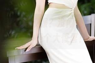语画界 – 卫衣搭校服？没问题，林乐一资源真的是个大惊喜！