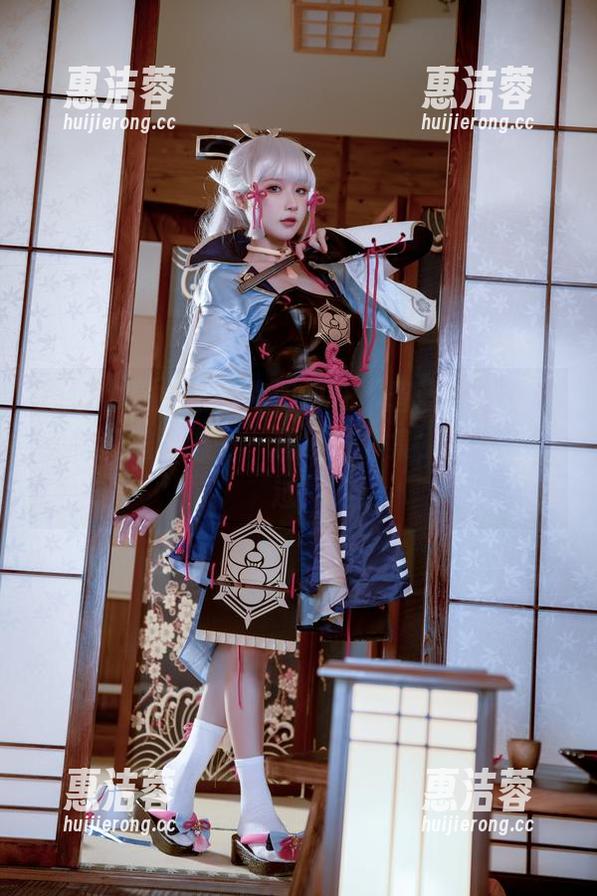 阿包也是兔娘教你如何在‘碧蓝航线’中保持优雅姿态——精选写真集，绝不能错过！